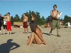 گربه سیاه پوست در شوک ناشی از اسپرم کیرپسر خوشگل پس از مکش گلو ، از یک عضو روی او ریخته شد