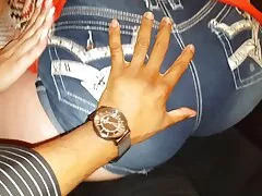 جوجه فیلم سکس با دوست پسر ای را در الاغ زیر و رو می کند ، مقعدی محکم را روی فلوت چرمی رشته می کند