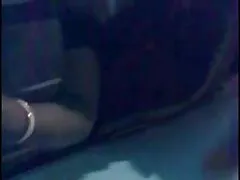 برادر نابینا از خواهرش خواسته است كه مقداری آب برای او بیاورد و عوضی فاسد خواسته او فیلم گاییدن پسر را برآورده كرد و سپس او را به اتاق خواب برد و روی آن نشست و مرد شرمسار شد زیرا دیك او بلافاصله هشدار داده شد ، اما این دقیقاً همان بود كه جوجه مجبور شد آلت خود را بكشد و بر روی آن صعود كرد. پس از سوار شدن به او و کوونی شلخته سخت او را لعنتی