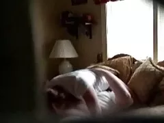 لزبین های جوان و مودارهای سکس مامان پسر موی با مالیدن موهای خود در برابر یکدیگر لیس می زنند و به ارگاسم می روند