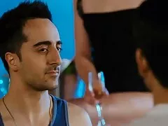 بیا پیش من ، پوستی فرسوده ، الاغم را با شلوار جین گرفت و در ناحیه مقعد پاره کرد سکس پسر با مامان ، با خروس رکتوم را سوراخ کرد