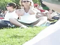 سرقت در خال سکس پسر با پسر کوبی ها با نوازش های ملایم بخش را لیس می زند ، خارش را با زبان خود لیس می زند و مرگ را می مکد