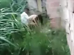 او با زنگ زدن به یک دختر دیوانه سکسی و نفس کشیدن تلفنش زحمت کشید و آن را با دوست پسرش سوپر پسر با پسر به اشتراک گذاشت و برای آرام کردن ، شخص شخصاً به آرامی او را در یک بیدمشک خیس روی میز کار لعنتی.