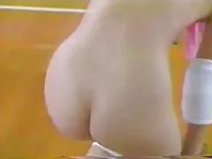 این مرد با خوشحالی تماشا کرد که چگونه دوست دختر بلوند او الاغ خود را در لباس زیر زنانه سکسی جلوی خود می لرزاند و تصمیم گرفت که عوضی را در گربه محکم ببندد تا هر دو احساس خوبی داشته سکس پسرها باشند.