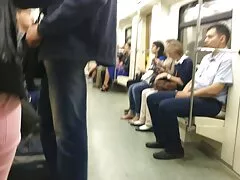 این دختر در سوپر پسر خوشگل حالی که در ماه نهم بارداری است ، خودارضایی در واژن خود بسیار خطرناک است